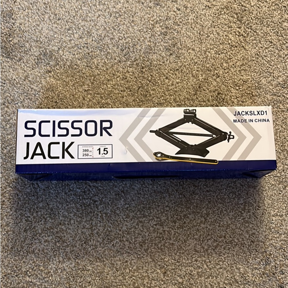 *SOLD* Scissor Jack 1.5 Ton - Brand New in Box